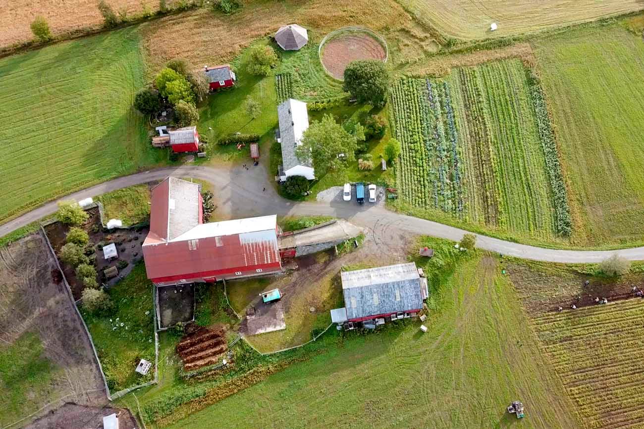 Fosen Folk School's farm Nost seen from above